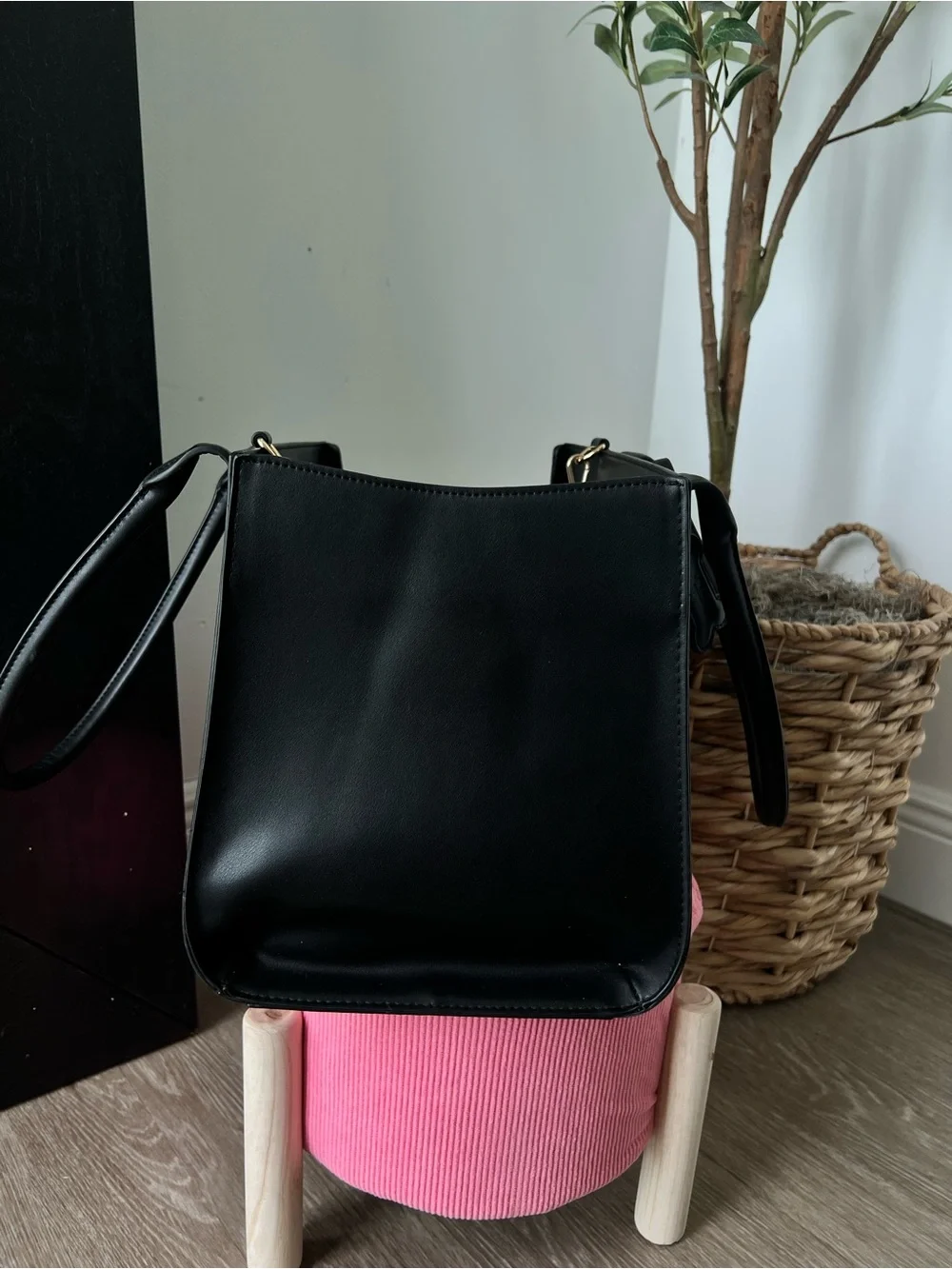 ST ARGO Melbourne Black Leather Dog Travel Tote Bag